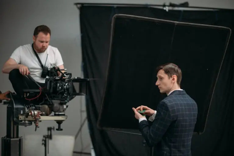 What Defines a Working Actor?