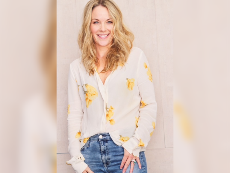 'Bookie' Star Andrea Anders On How Taking Risks Led to Her Acting Success