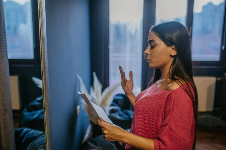 Method Acting Tips That Actually Work: A Practical Guide for Working Actors