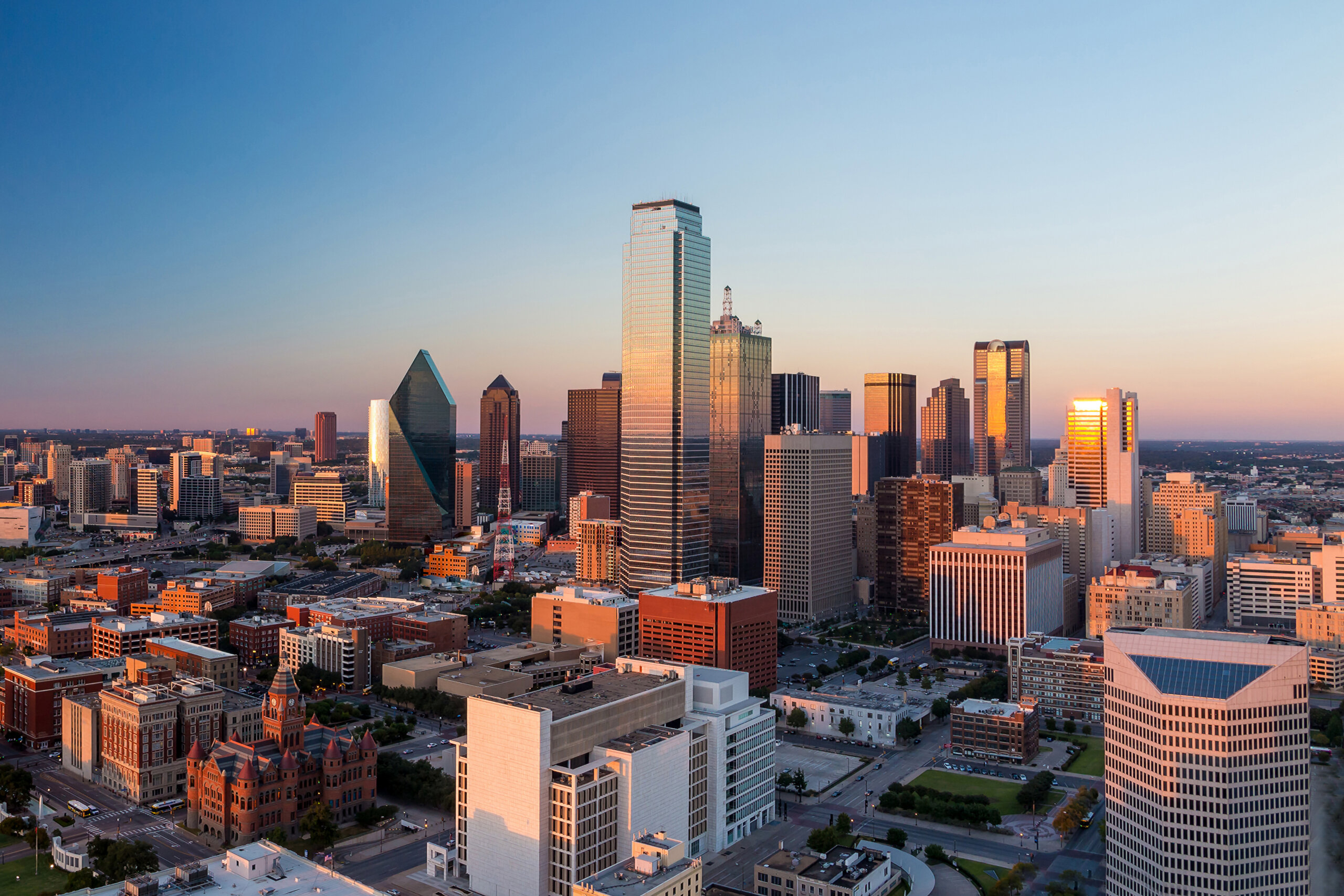 Acting in Dallas Texas, something you might not think of when you think of the city. It turns out that Dallas is a great place for actors.